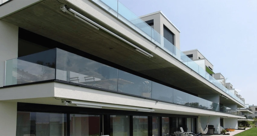 Camlı Bazalı Balkon Korkuluğu