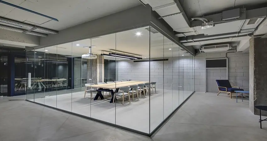 Üsküdar Ofis Cam Bölme